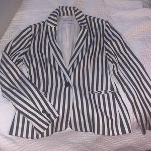 Cupcakes and Cashmere stripped blazer